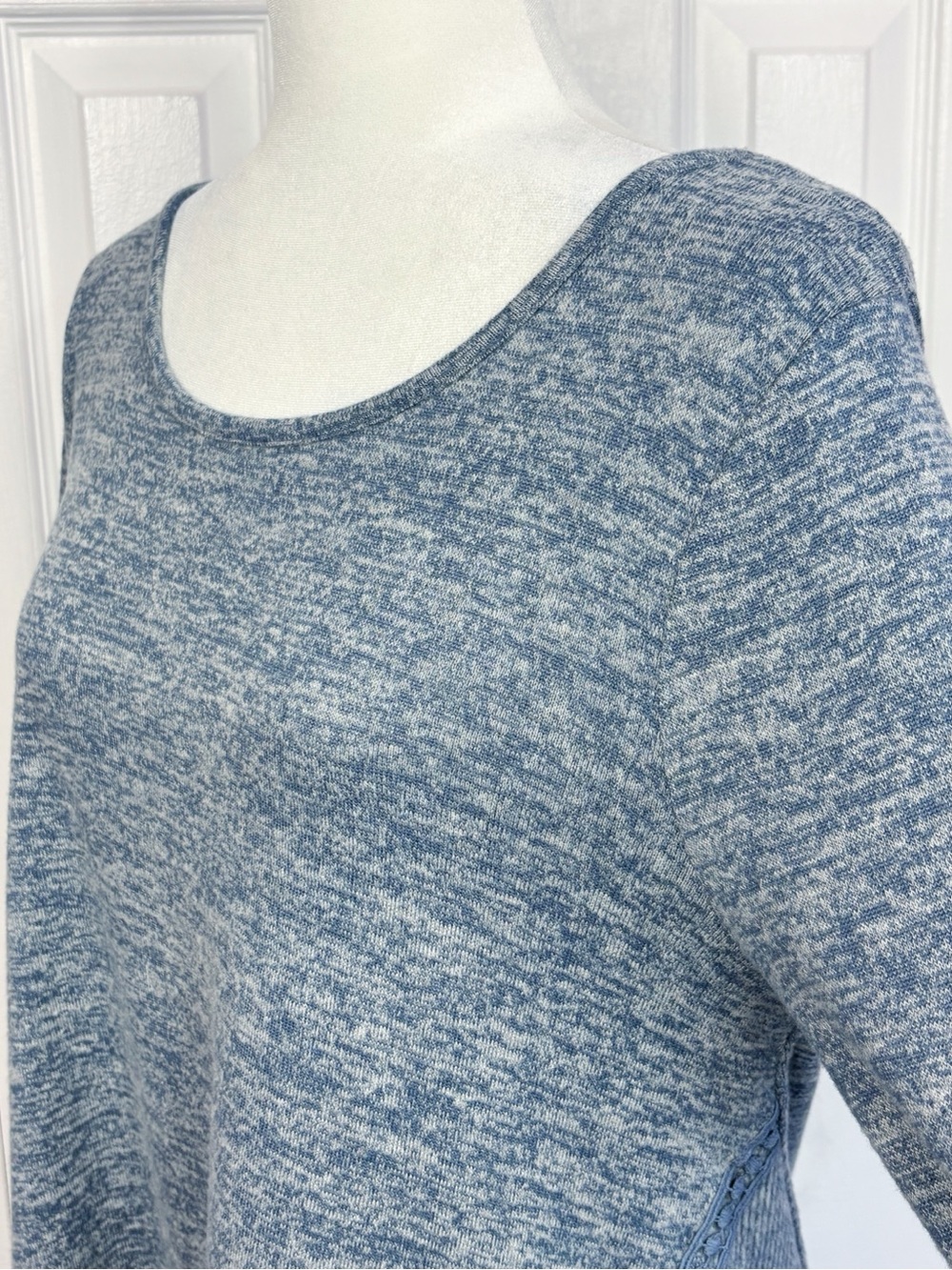 NWT Cable & Gauge Smokey Blue Soft Knit Crochet Lace A-Line Top Large - Picture 7 of 16